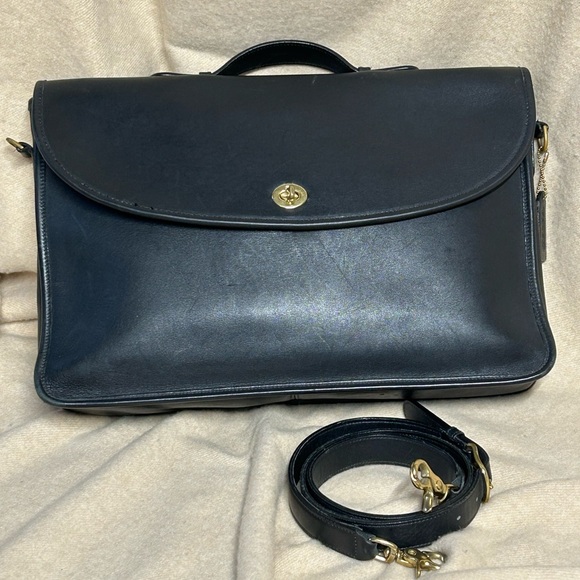 Coach - Vintage Lexington Briefcase - Picture 4 of 15